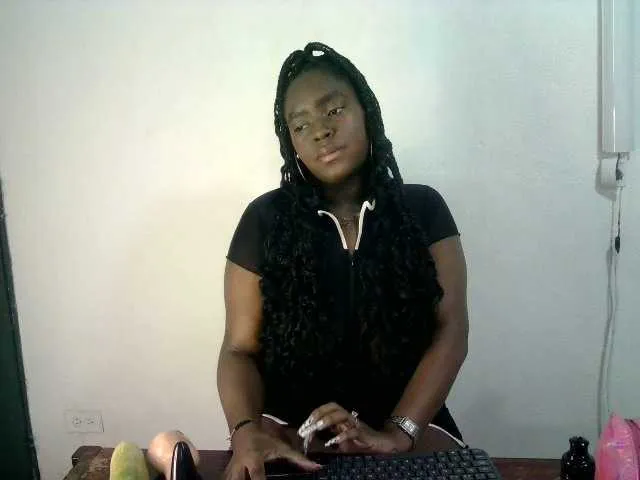 Live sex webcam photo for sexyebony-1 #268362674