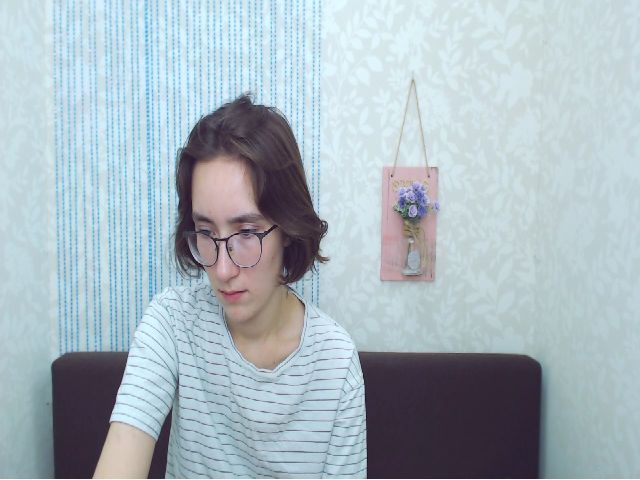 Live sex webcam photo for CleverAlexiss #268423931