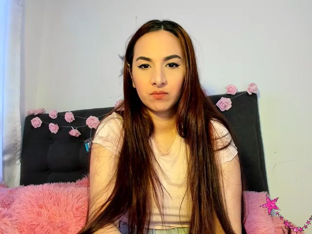 Live sex webcam photo for CATALINACASAS #268549652