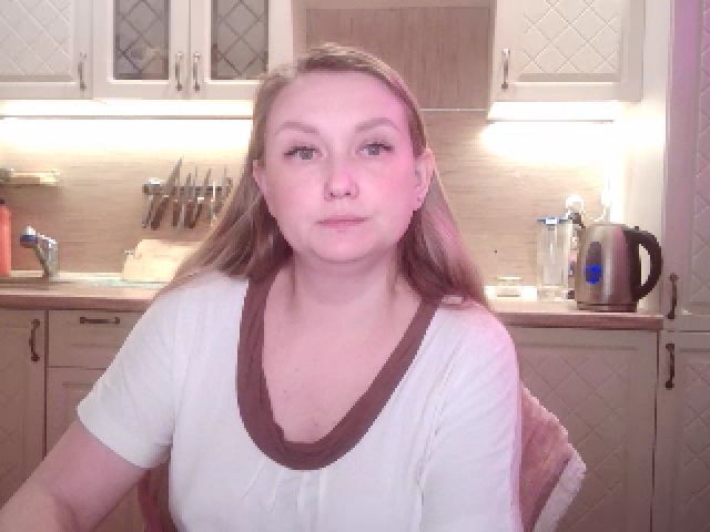 Live sex webcam photo for JaneGrey111 #268546485