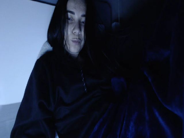 Live sex webcam photo for Joanne7 #268313884