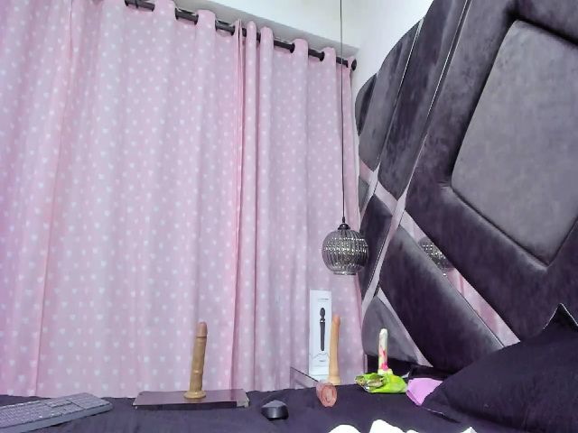 Live sex webcam photo for Violeta_aroca #287856769