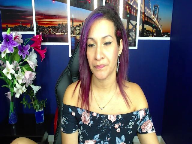 Live sex webcam photo for Infernalsexx #268546475
