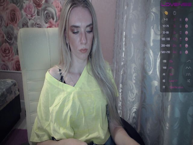 Live sex webcam photo for MaryJaness #268546805