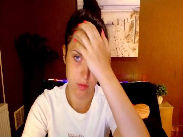Live sex webcam photo for Antonia_W_ #268384057