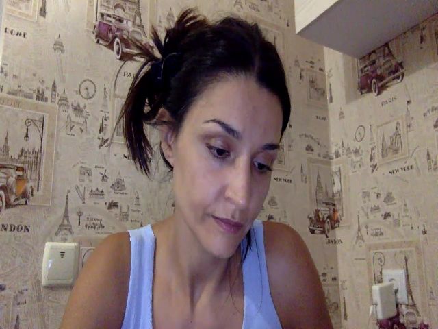 Live sex webcam photo for JolyBoss #268546274