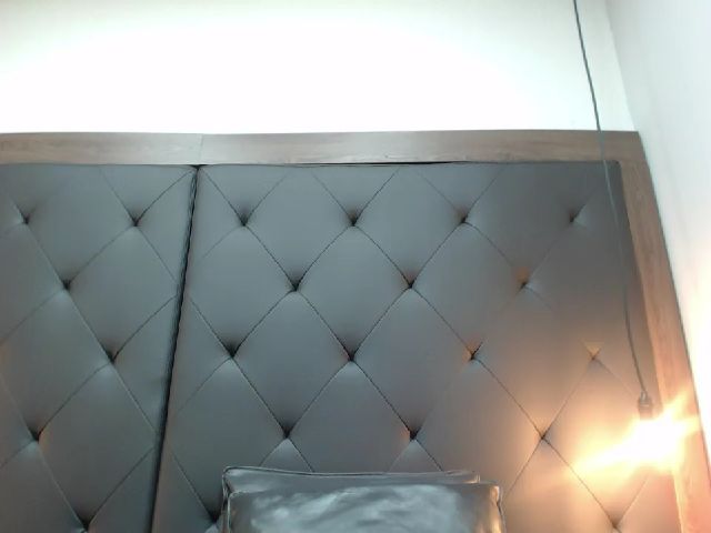 Live sex webcam photo for AnaSaenz #268549867