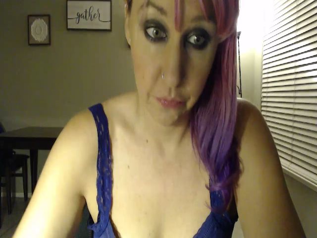 Live sex webcam photo for Sparkle_Pinup #268433318