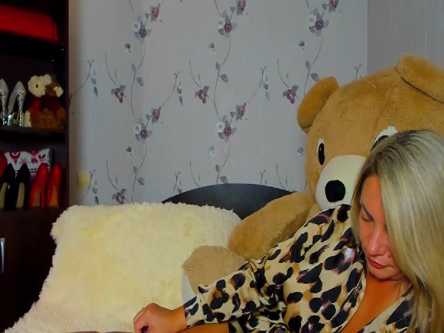 Live sex webcam photo for Alisa_Sims #268301767