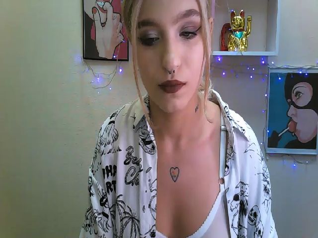 Live sex webcam photo for Isabe_lla #268460954