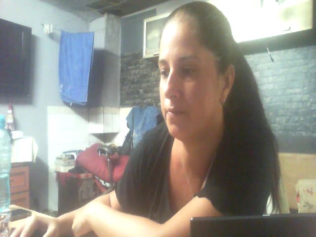 Live sex webcam photo for MGabrielle #268394483