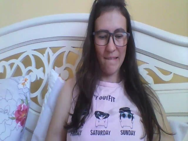 Live sex webcam photo for JUST7U #268425608