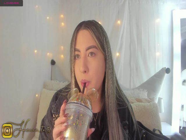 Live sex webcam photo for Hanna_tn #268443496