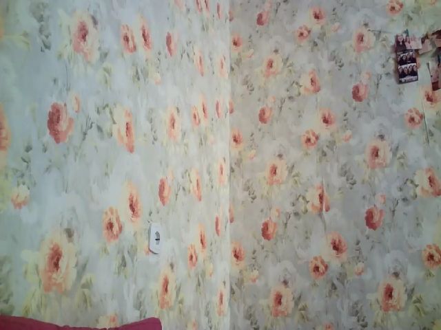 Live sex webcam photo for lolly_hollyy #268460963