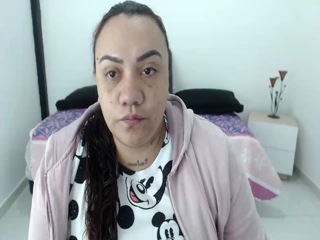 Live sex webcam photo for KimmyStone #268474224