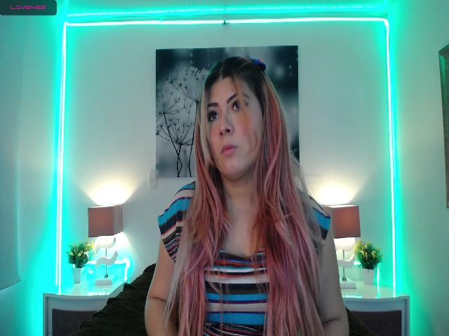 Live sex webcam photo for NicolSaenz #268472126