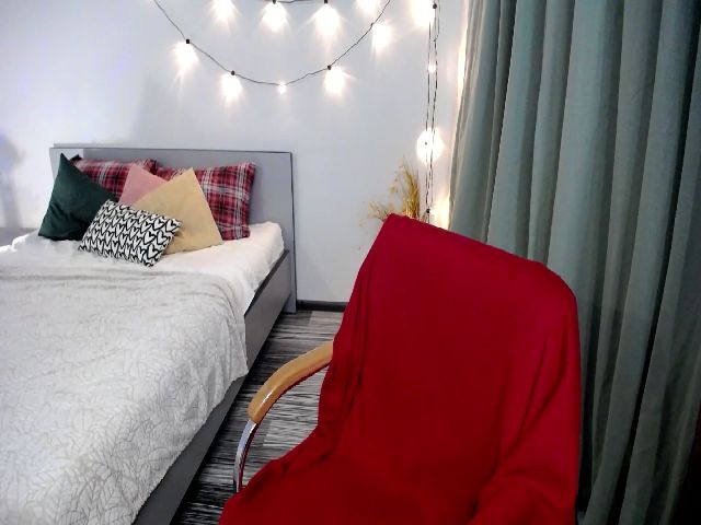 Live sex webcam photo for MarrieFleur #268542947