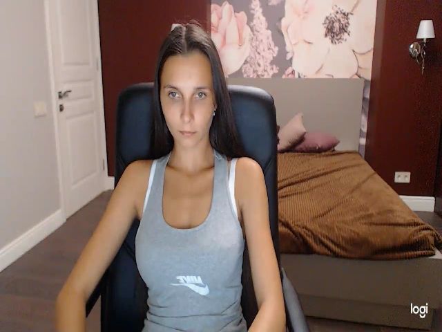 Live sex webcam photo for Emmy_Gray #268542449