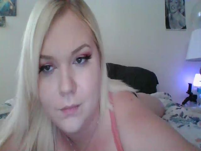 Live sex webcam photo for DAISYEM #268546220