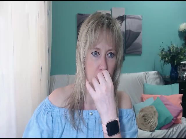 Live sex webcam photo for Silis44 #268429961