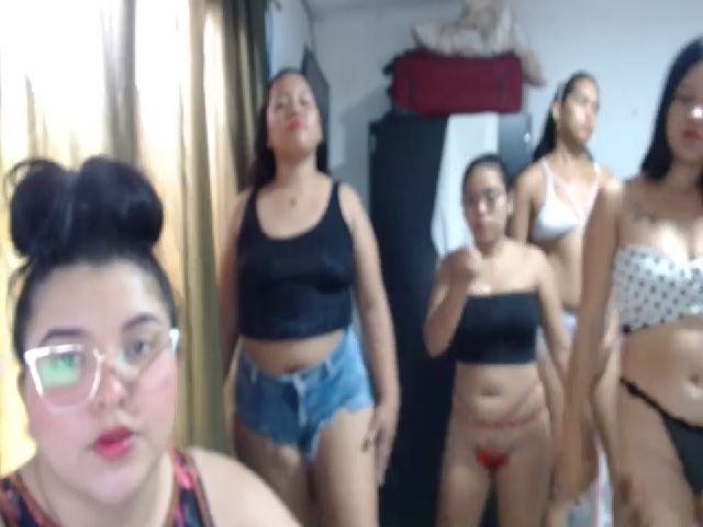 Live sex webcam photo for flor__latina #268546716