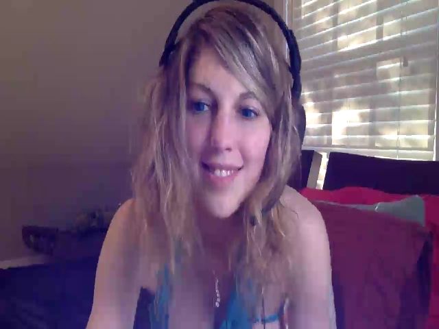 Live sex webcam photo for RavenRubyRose #268548946