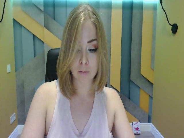 Live sex webcam photo for Nora_Reed #268499207