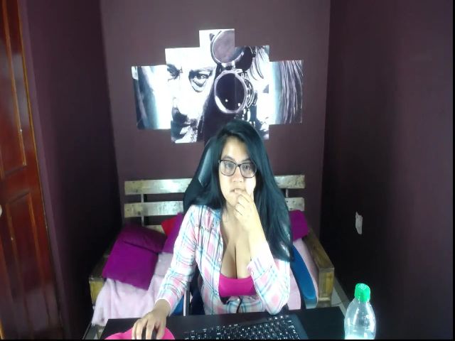 Live sex webcam photo for Hana_cute #268466639