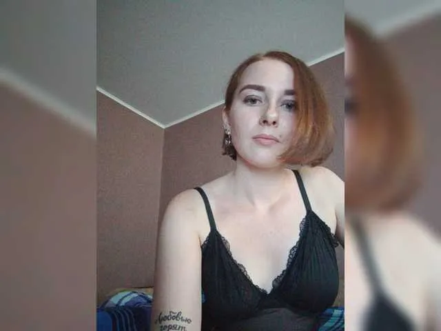 Live sex webcam photo for StacySweet #268543917