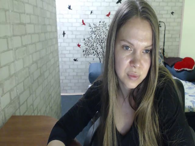 Live sex webcam photo for KateAshley #268452756