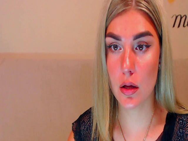 Live sex webcam photo for Mya_Diamond_ #268549983