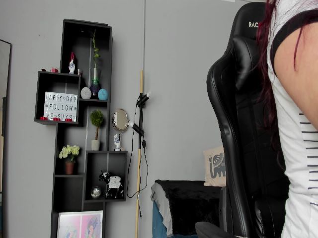 Live sex webcam photo for Ursula_fire #268258402