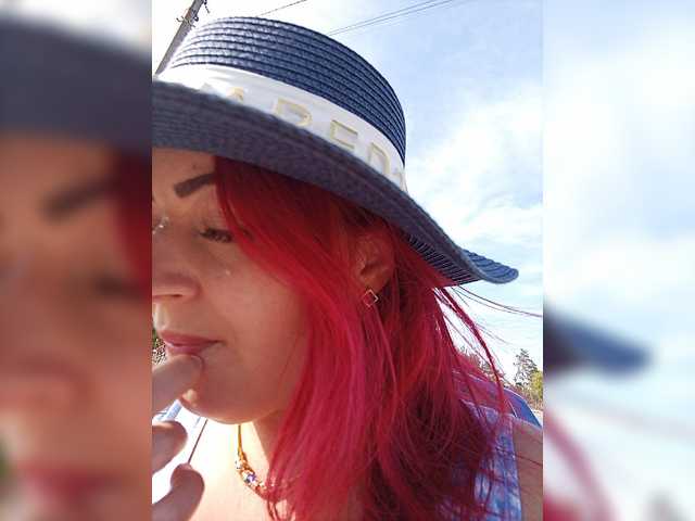 Live sex webcam photo for AlisaFist #268557174