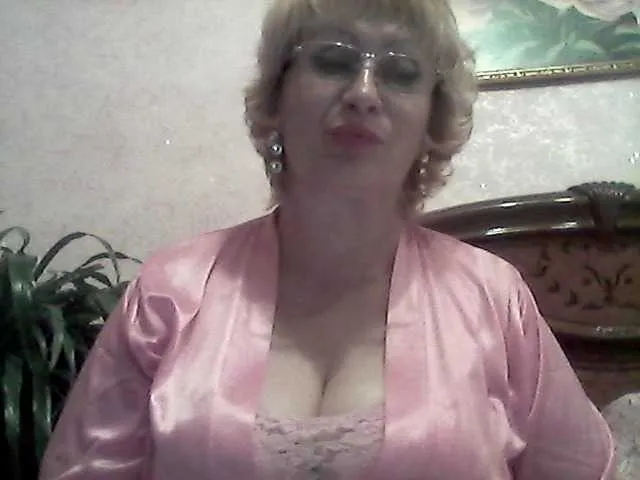 Live sex webcam photo for Ur-Mami #268569665