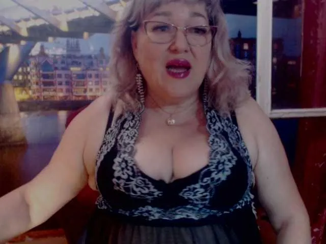 Live sex webcam photo for StarMarmelada #268568548