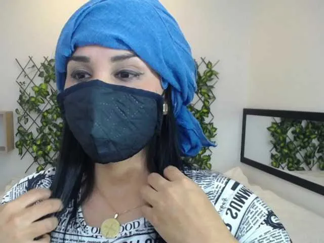 Live sex webcam photo for jameela-hot #268569495