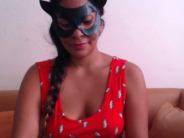 Live sex webcam photo for any18m #268569291