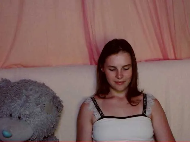 Live sex webcam photo for roksanamae #268558559
