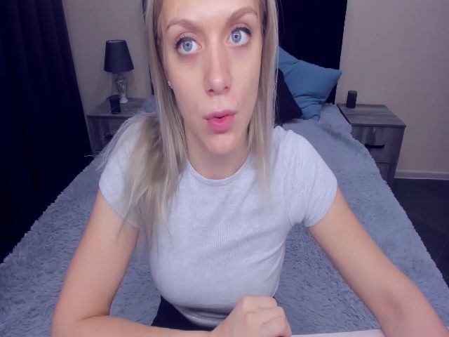 Live sex webcam photo for MeganKind #268554443