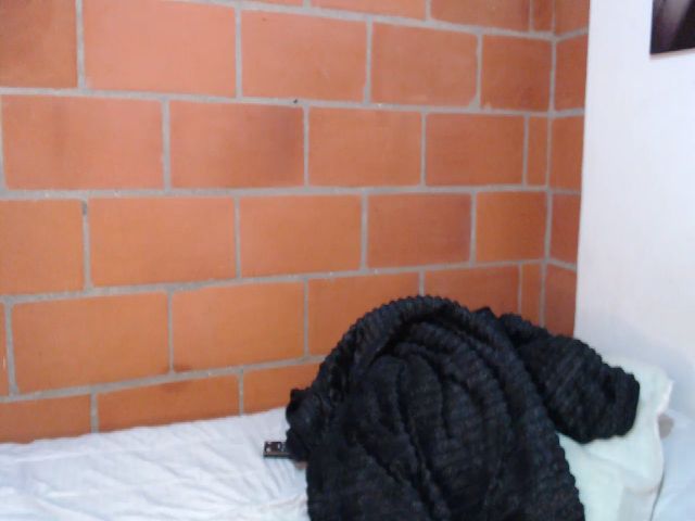 Live sex webcam photo for Laura_soe #268566813