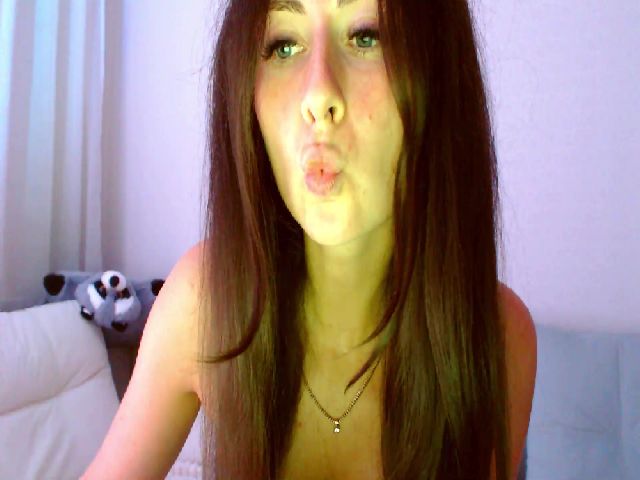 Live sex webcam photo for Amber_Fry #268571722