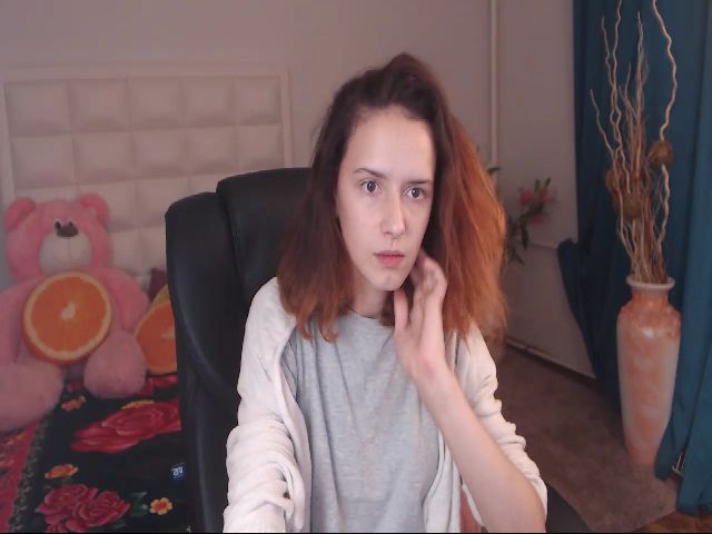 Live sex webcam photo for IrisNichols #268553762