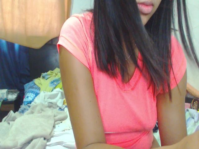 Live sex webcam photo for Mia_sweetss #268566911