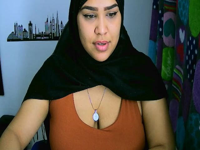 Live sex webcam photo for Shalyn_ #268555351