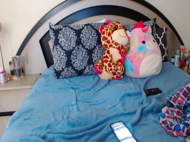 Live sex webcam photo for lyllla #268550668