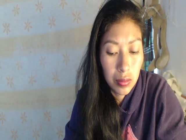 Live sex webcam photo for CHILENITAHOT #268571164