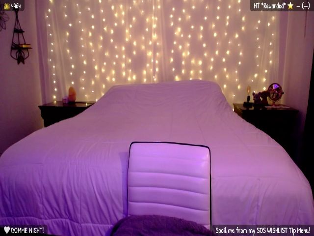 Live sex webcam photo for ItsMar #268555118