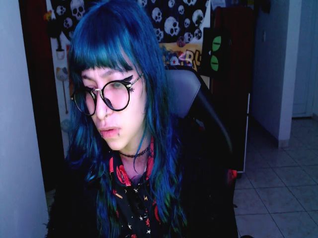 Live sex webcam photo for umaru_michae #268557082