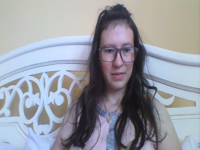 Live sex webcam photo for JUST7U #268558956