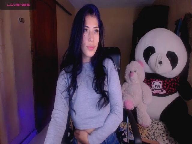 Live sex webcam photo for katalinaxxx_ #268557955